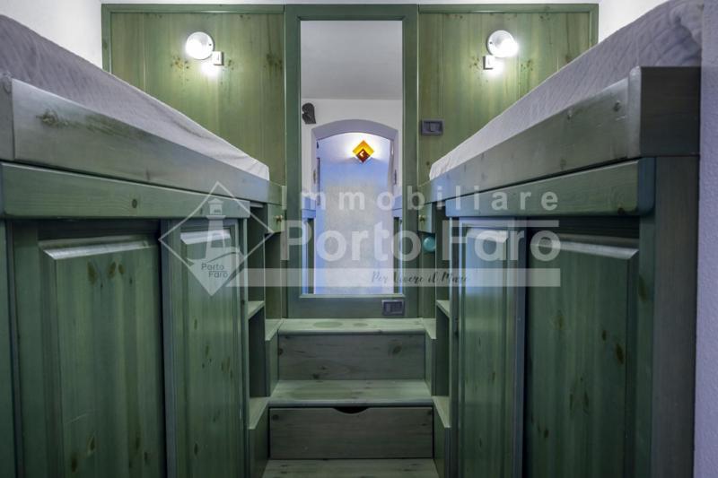 23 Baia Faro - Trilocale Mansardato Con Ampia Terrazza Vista Mare 帕劳 外观 照片