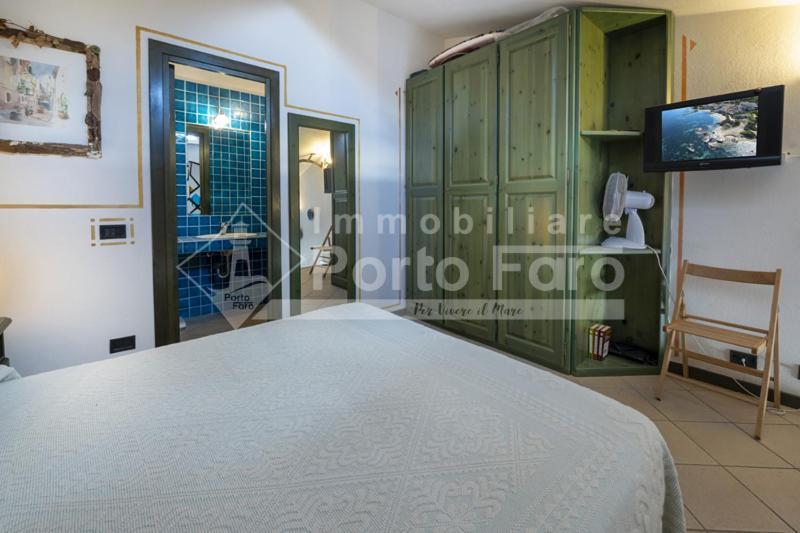 23 Baia Faro - Trilocale Mansardato Con Ampia Terrazza Vista Mare 帕劳 外观 照片