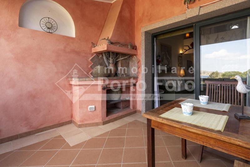23 Baia Faro - Trilocale Mansardato Con Ampia Terrazza Vista Mare 帕劳 外观 照片